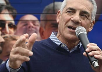 Republican candidate narrows the gap in NJ governor race with the help of key Dem endorsements