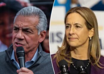 New Jersey governor candidates hold final rallies in their hometowns