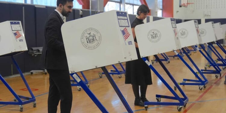 'Swatting' hoax hits Election Day: FBI probes 'terroristic' emails to polling locations in NYC, NJ