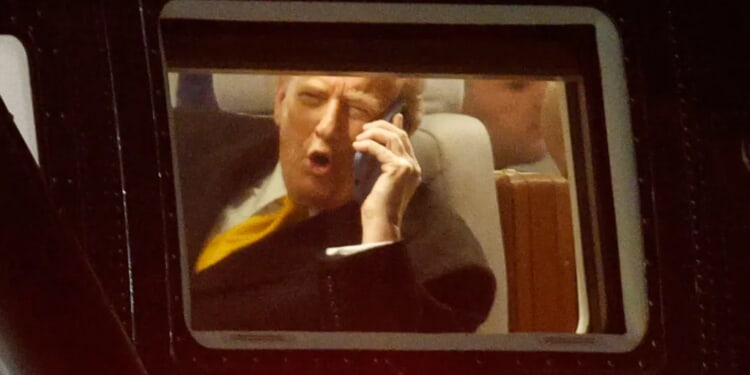 Trump bemoans attacks on unilateral tariff authority