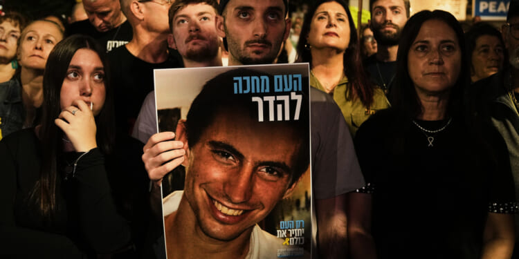 Hamas returns body it says is Israeli soldier killed in 2014