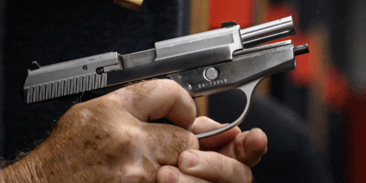 79-year-old landlord opens fire on naked intruder who body-slammed him to ground, breaking his legs