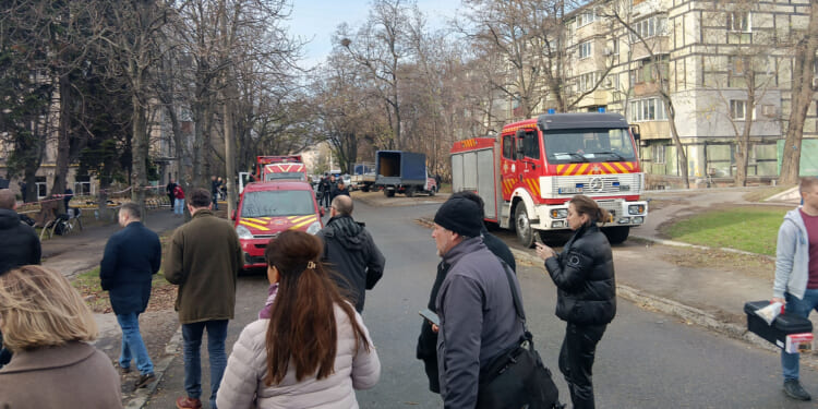 On the Ground in Dnipro, Ukraine, as the Russians Advance