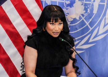 Nicki Minaj stuns Hollywood by praising Trump
