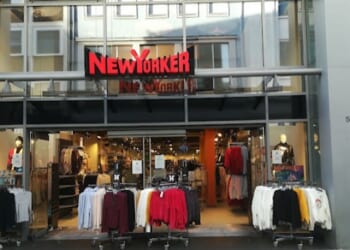 Germany: Afghan Muslim Migrant Stabs His Store Manager 26 Times