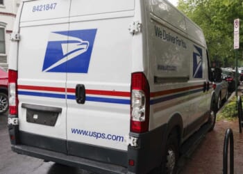 Postal worker allegedly tried to help detainee escape from ICE — and she was on duty at the time