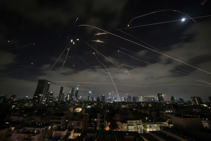 Israeli Iron Dome shoots down missiles over Tel Aviv