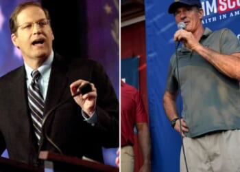 Scott Brown appeals to MAGA grassroots in Senate battle with Sununu