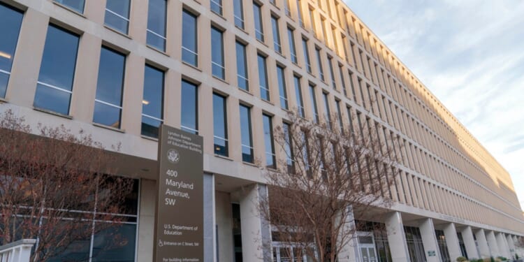 An insane anti-Trump conspiracy theory goes viral