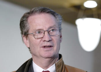 Burchett likens Trumpcare to asteroid that killed the dinosaurs