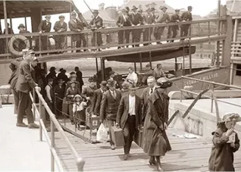 Confronting Anti-Ellis Island Immigration | Frontpage Mag