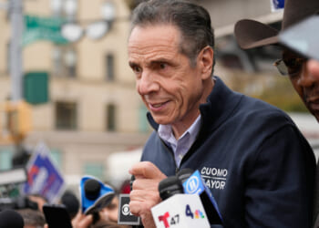 Cuomo wins odd allies in closing hours of NYC mayoral race