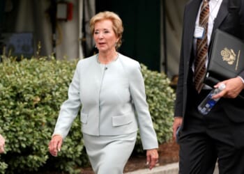 Education Department must remove 'partisan' language from shutdown emails: Judge