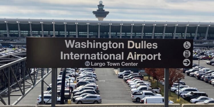 Eighteen sent to hospital after Dulles Airport mobile lounge accident