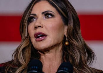 'Exemplary' TSA agents receive big bonus just in time for Christmas after powering through Dem shutdown without a paycheck