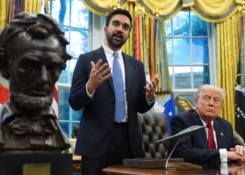 Hassett says Trump will 'wait and see' on pulling funding to NYC