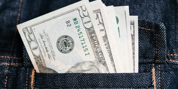 If GOP Doesn't Focus On The Economy, They'll Lose Midterms Too