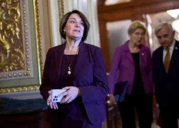 Klobuchar vows Senate vote on ACA subsidies before year's end