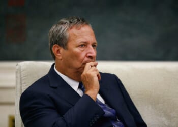 Larry Summers steps back from public life after messages to Epstein revealed