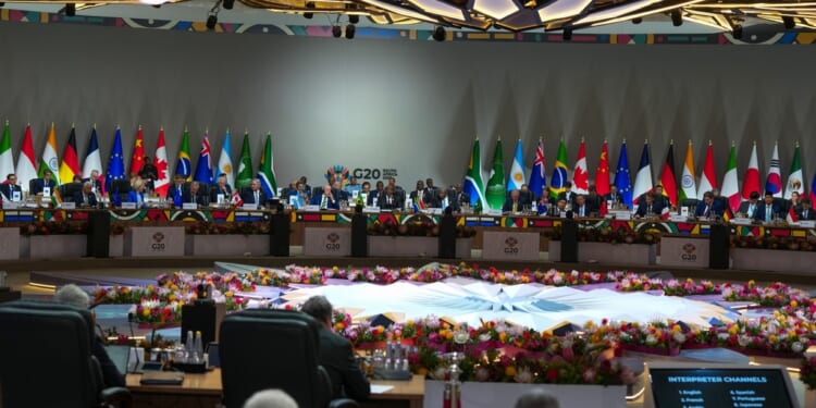 Leaders adopt a declaration at the start of South Africa's G20 summit despite US opposition