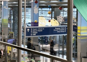 Major Chicago snow storm expected to disrupt post-holiday air travel