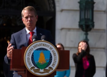 Nebraska bars Planned Parenthood from Medicaid funds