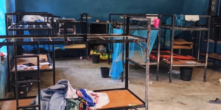 Number of children abducted in Nigerian school attack raised to more than 300