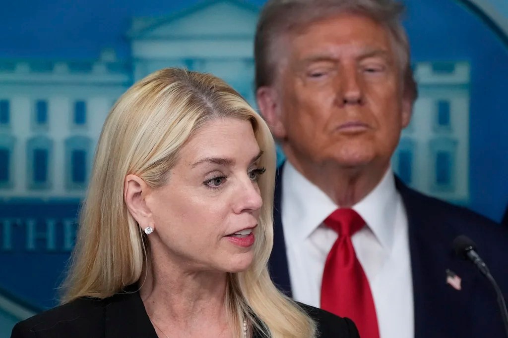 Senate Democrats question Bondi on Qatar jet gift to Trump