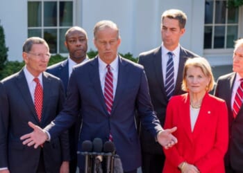 Senate convenes after several Democrats break with caucus to support GOP stopgap bill