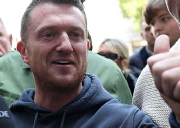 Tommy Robinson has the last laugh after politically motivated terrorism arrest: 'Free speech won!'