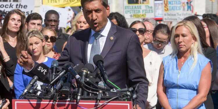 Trump needs to capitalize on 'No Kings' Democrats in Congress