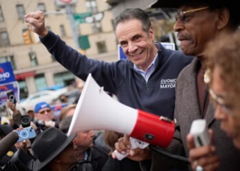 Trump says NYC voters have 'no choice' but to vote Cuomo