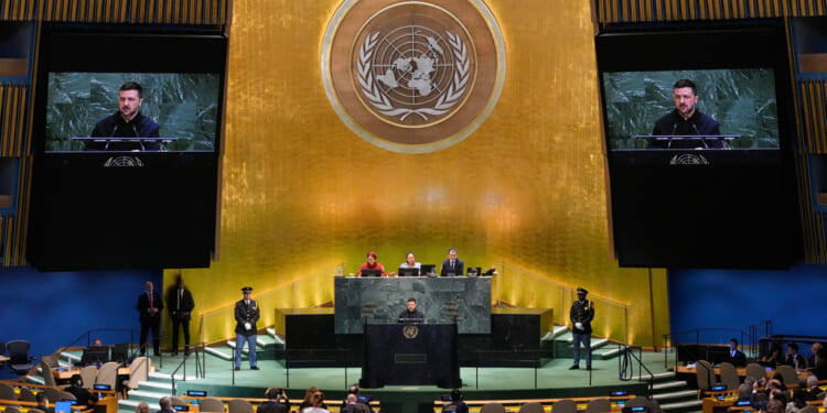 Trump should boost UN high commissioner for refugees