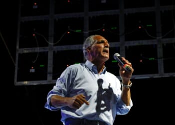 Trump suggests Venezuela looking to rig Honduran elections