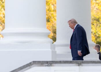 Trump will not visit Supreme Court during tariffs case