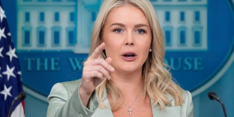 White House unveils 'Media Bias' website to expose 'fake news'