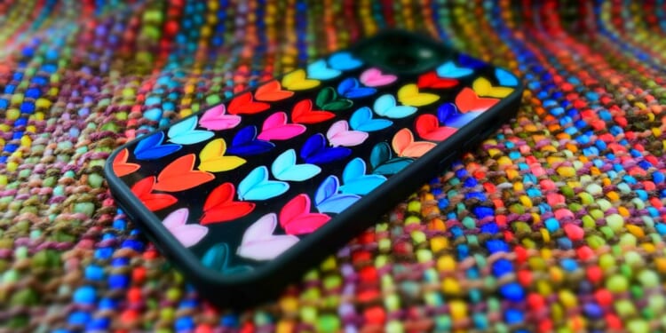 10 Tips To Keep Smartphones From Making Your Kids Miserable