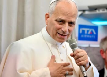 Pope Leo urges Trump to de-escalate tensions with Venezuela