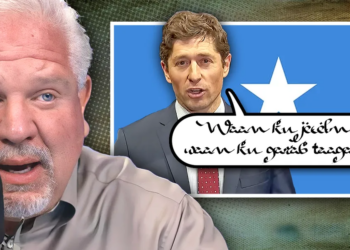 Minneapolis mayor speaks in botched Somali to support community accused of stealing billions