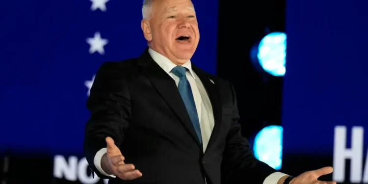 Walz says he would 'welcome more' Somalis as fraud investigation intensifies