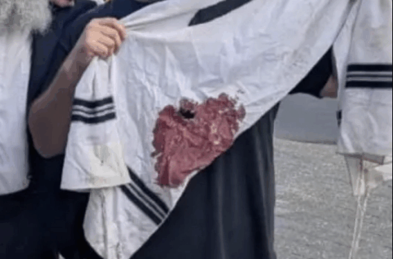 Muslim Terrorists Kill 12 at Menorah Lighting in Australia