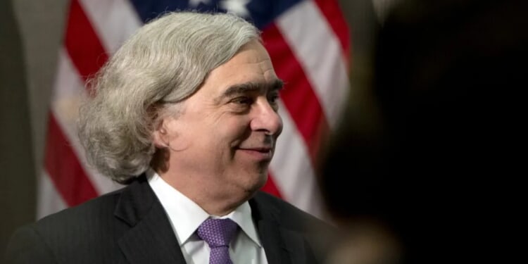 Obama energy sec criticizes Trump's nuclear agenda while getting rich off gas