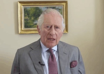 UK 'Free Health Care' Leads to People Pulling Out Their Own Teeth