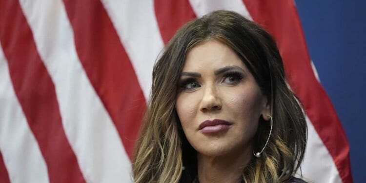 DHS to send illegal aliens 'home for the holidays' with new Christmastime incentive