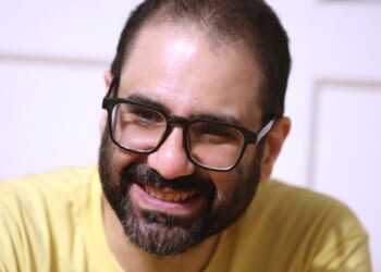 UK government squirms after repatriating anti-Semitic activist