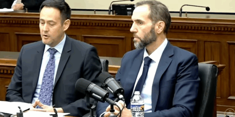 Smith withheld GOP names to judges who greenlit phone records access