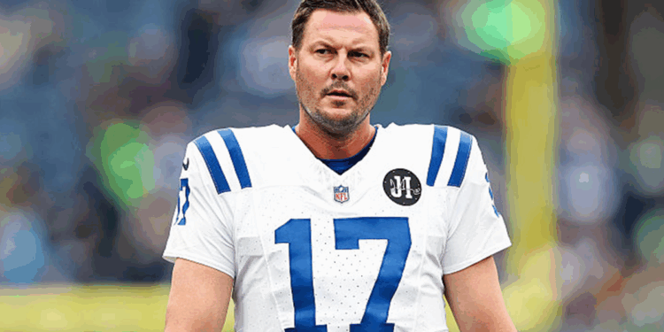 44-year-old Catholic father of 10 throws touchdown in NFL return: 'Whatever God's will, I'm happy with'