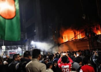 Bangladesh: Muslim Mob Beats Hindu Man, Ties Him to a Tree, and Sets Him on Fire