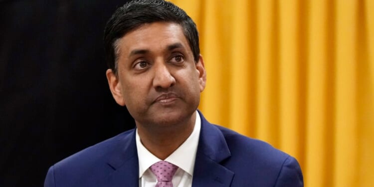 California scapegoats billionaires for its reckless budgeting