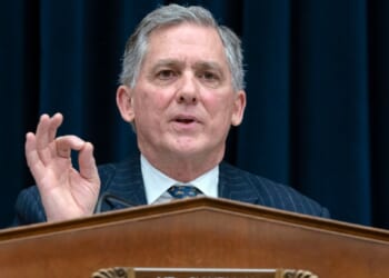 Committee advances bipartisan housing bill